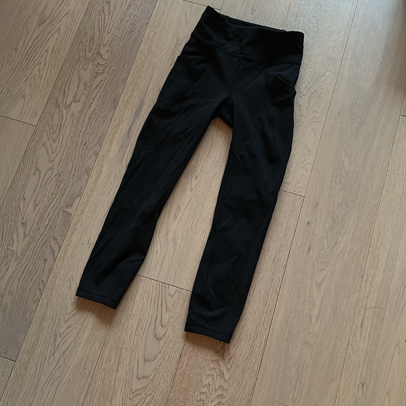 Lululemon fast and free leggings 21" (2) - Picture 2 of 4
